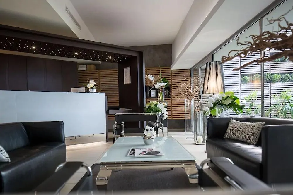 Royal Antibes - Luxury Hotel, Residence, Beach & Spa 4*,