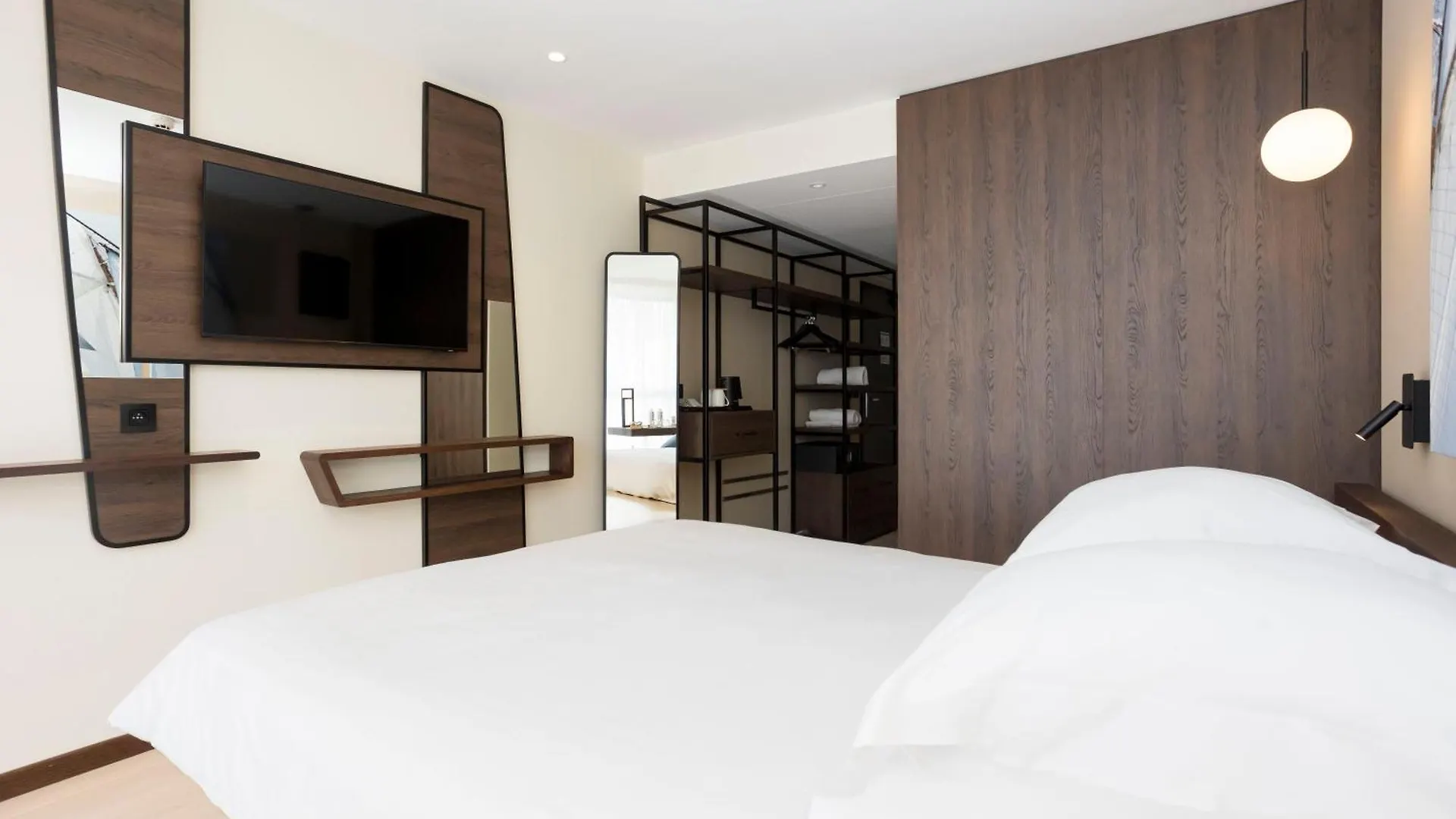 Royal Antibes - Luxury Hotel, Residence, Beach & Spa Otel