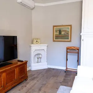 Luxury - City Center Apartment
