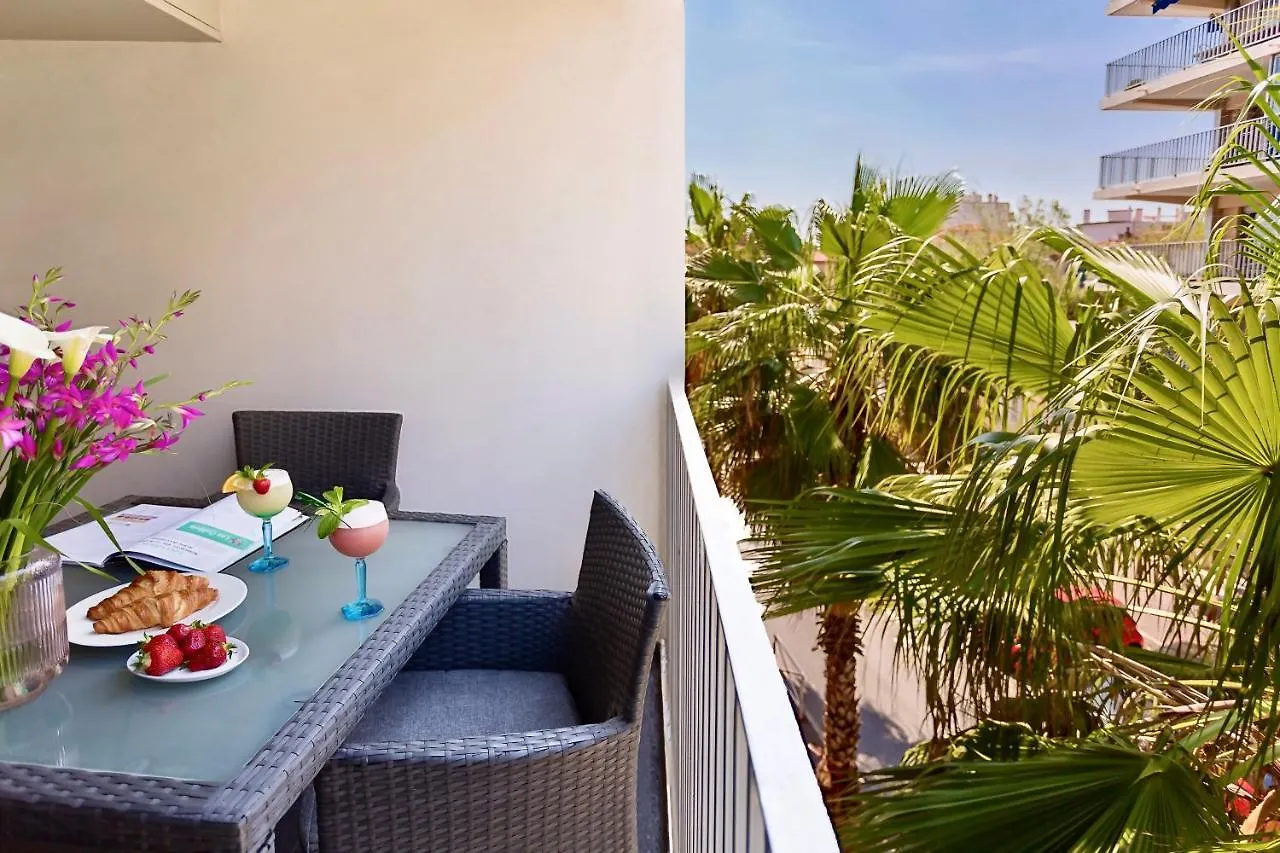 Hotel Royal Antibes - Luxury Hotel, Résidence, Beach&Spa