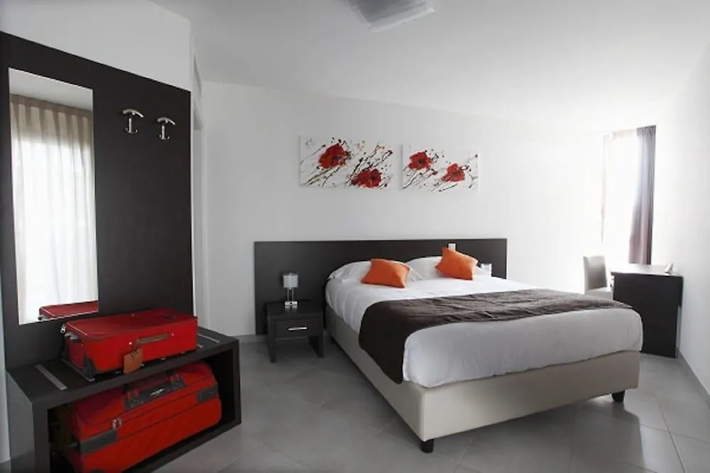 Royal Antibes - Luxury Hotel, Résidence, Beach&Spa 4*,